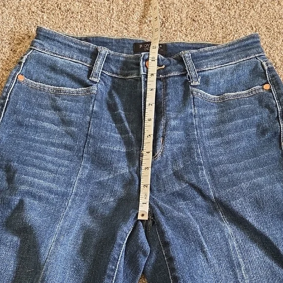 Judy Blue Classic Blue Skinny Jeans - Picture 3 of 10